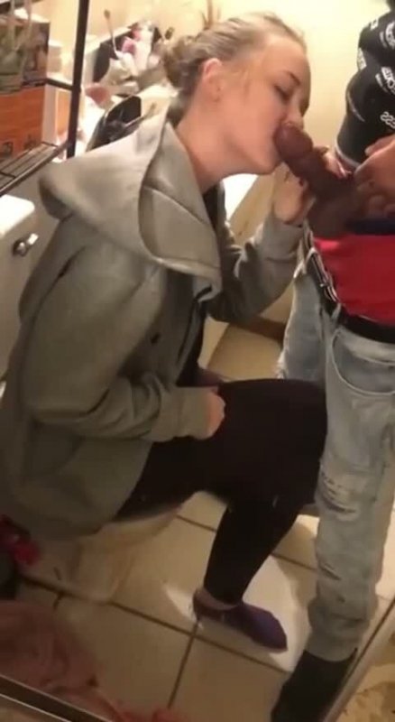 Lien Kim in jessi stone gloryhole — leaked gloryhole video