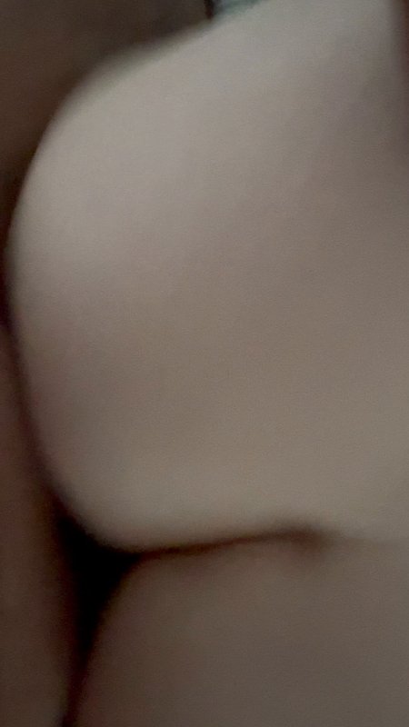 Angels_fortune in women pissing in public naughty — leaked pissing video