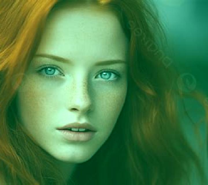 Naomigomezz model portrait